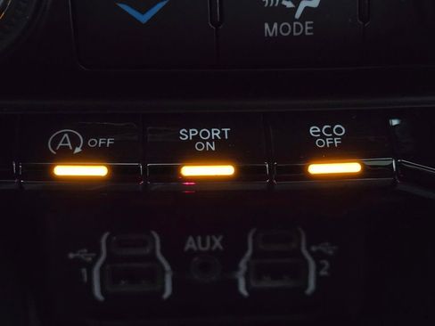 Used 2022 Dodge Durango GT image 7