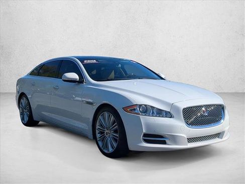 Used 2015 Jaguar XJ L Portfolio image 3