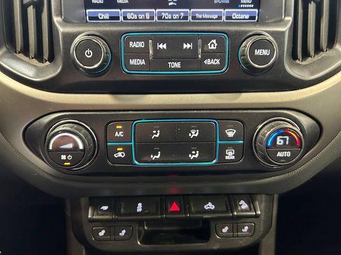 Used 2016 Chevrolet Colorado Z71 AWD/4WD image 18