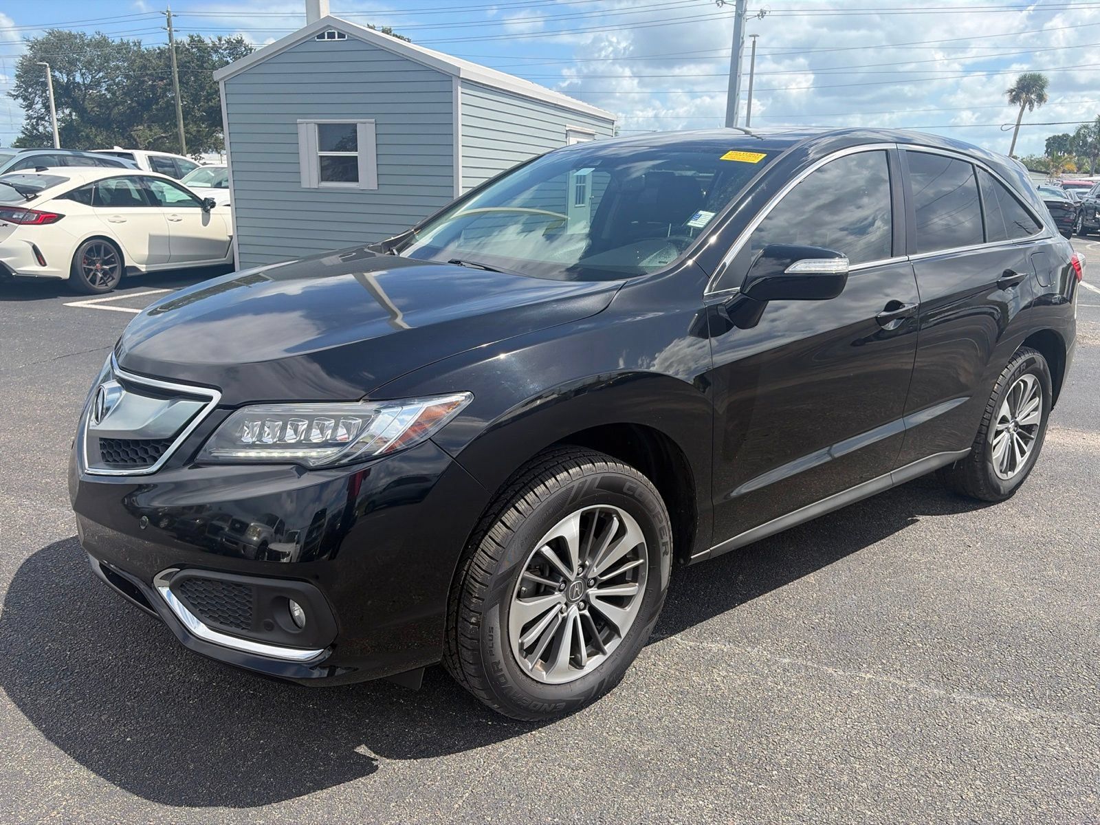 Used 2018 Acura RDX w/ Advance Package FWD image 3