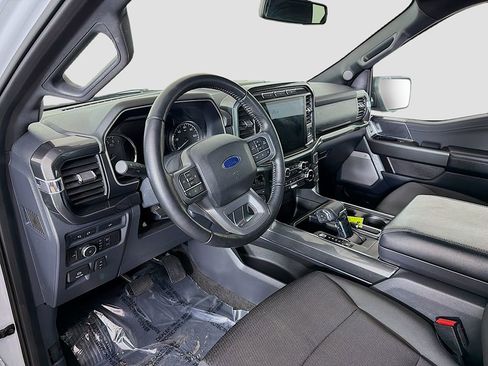 Used 2022 Ford F150 XLT w/ Equipment Group 302A High image 17