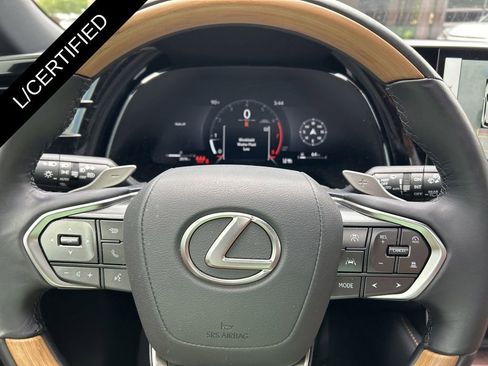 Used 2025 Lexus RX 350 Premium w/ Accessory Package (Z1) FWD image 20