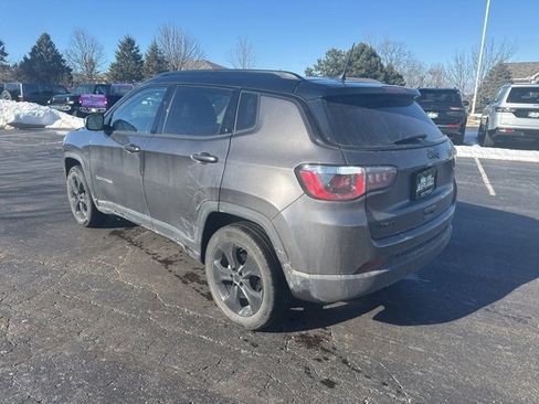 Used 2020 Jeep Compass Latitude image 5