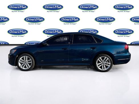 Used 2019 Volkswagen Passat 2.0T Wolfsburg image 5