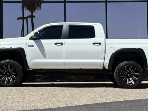 Used 2017 Toyota Tundra SR5 AWD/4WD image 5
