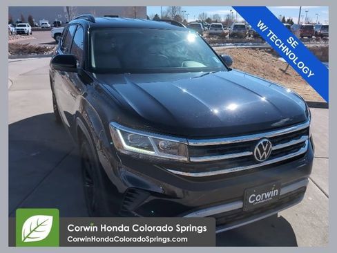 Used 2022 Volkswagen Atlas SE image 1