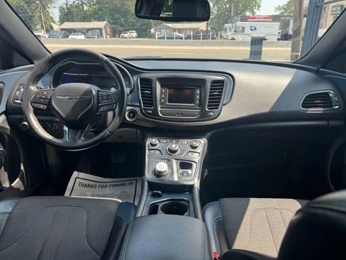 Used 2015 Chrysler 200 S image 16