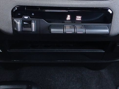 Used 2022 RAM 2500 Tradesman AWD/4WD image 10