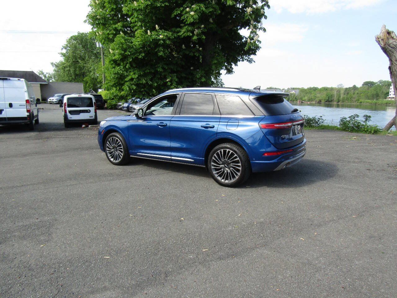 Used 2020 Lincoln Corsair Reserve w/ Equipment Group 201A AWD/4WD image 33