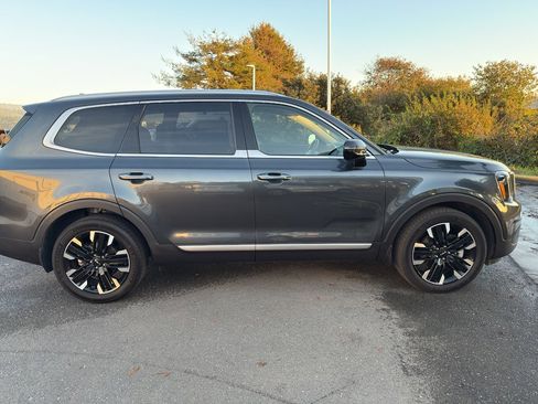 Used 2023 Kia Telluride SX Prestige image 7