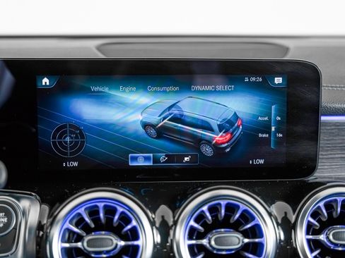 Certified 2023 Mercedes-Benz GLB 35 AMG 4MATIC image 23