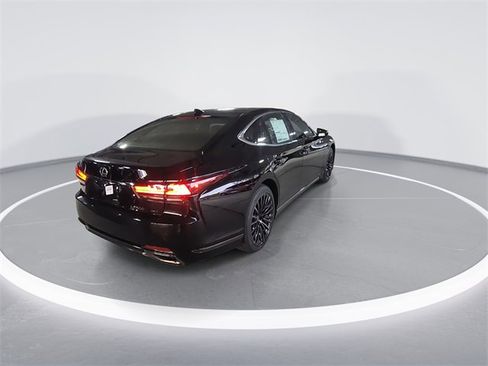 New 2026 Lexus LS 500 AWD image 7