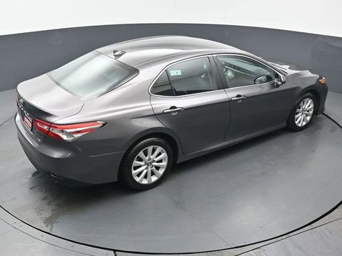 Used 2019 Toyota Camry LE w/ Convenience Package FWD image 38