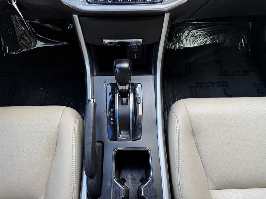 Used 2013 Honda Accord Sport image 23