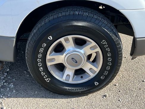 Used 2003 Ford Explorer Sport Trac XLS image 10