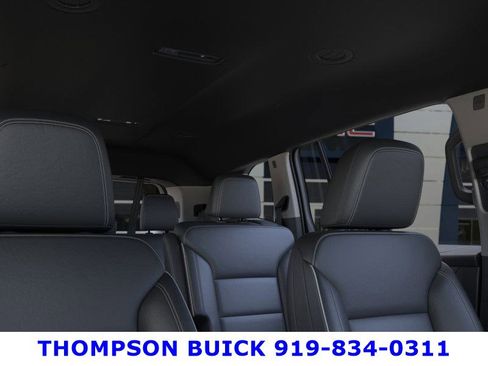 New 2025 Buick Enclave Preferred image 24
