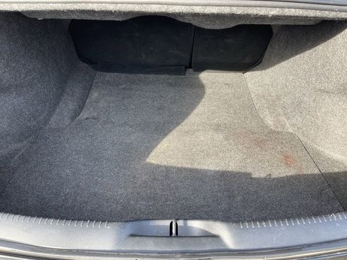 Used 2020 Chrysler 300 Touring w/ Sport Appearance Package image 6