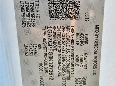 Used 2019 Chevrolet Express 3500 LT w/ LT Preferred Equipment Group RWD image 15