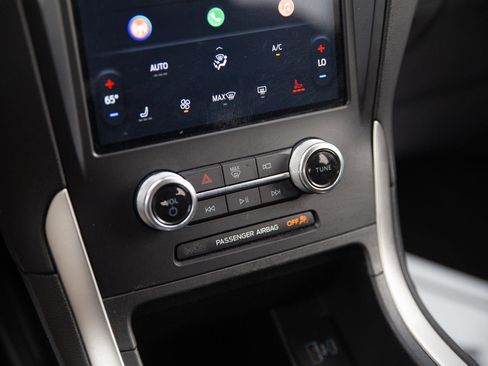 Used 2024 Ford Edge SEL image 15