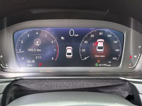 Used 2023 Honda Accord EX image 15
