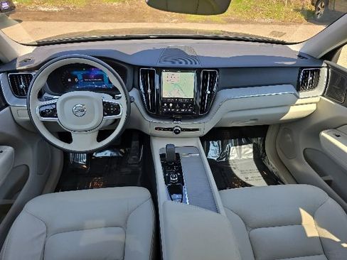 Certified 2024 Volvo XC60 B5 Plus w/ Protection Package Premier AWD/4WD image 24