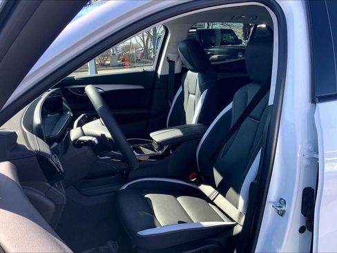 New 2026 Buick Envision Sport Touring image 9