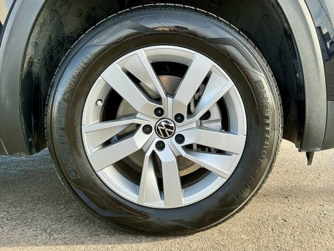 Used 2021 Volkswagen Atlas S image 21