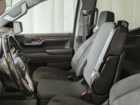 Used 2024 GMC Sierra 1500 Elevation w/ X31 Off-Road Package AWD/4WD image 8