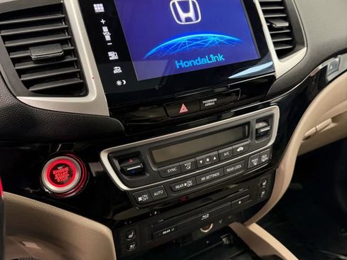 Used 2016 Honda Pilot Elite image 28