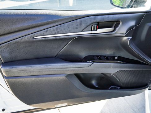 Used 2025 Toyota Camry XSE FWD image 20