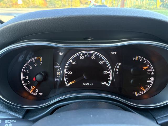 Certified 2020 Jeep Grand Cherokee Laredo AWD/4WD image 19