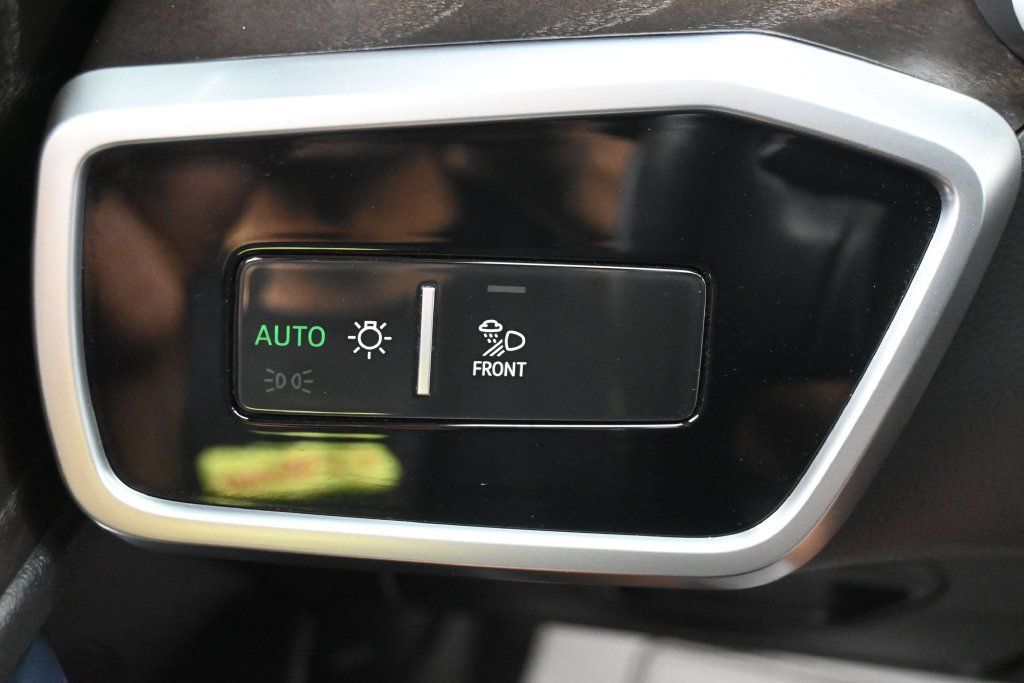 Used 2021 Audi A6 Premium Plus w/ Premium Plus Package AWD/4WD image 22