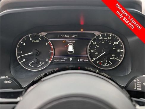 Used 2021 Nissan Rogue SV image 19