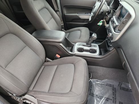 Used 2021 Chevrolet Colorado LT w/ LT Convenience Package image 14
