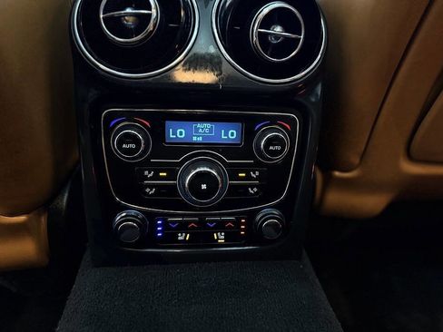 Used 2013 Jaguar XJ AWD image 19