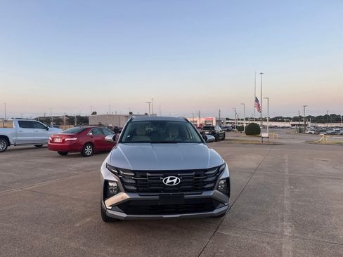 Used 2025 Hyundai Tucson SEL AWD/4WD image 5