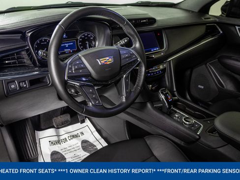 Used 2020 Cadillac XT5 Premium Luxury w/ LPO, Floor Liner Package AWD/4WD image 4