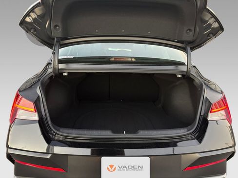 New 2026 Hyundai Elantra SEL Sport Premium image 22