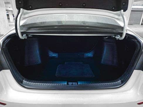 Used 2023 Honda Accord EX image 8