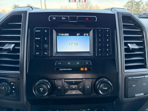 Used 2022 Ford F250 XL w/ Power Equipment Group image 29