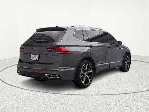 Used 2023 Volkswagen Tiguan SEL R-Line image 7