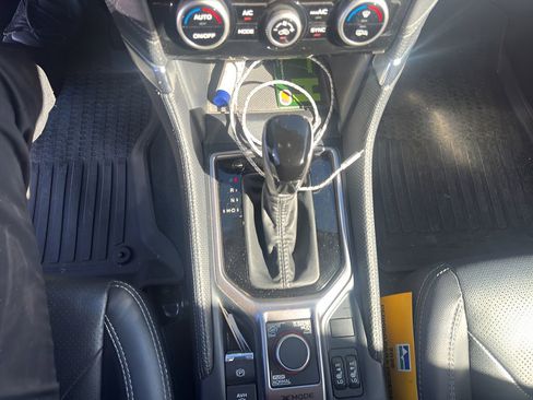 Used 2020 Subaru Forester Touring image 10