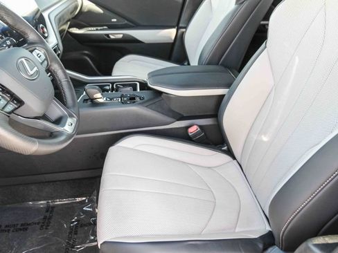 Certified 2025 Lexus TX 500h AWD w/ Technology Package image 18