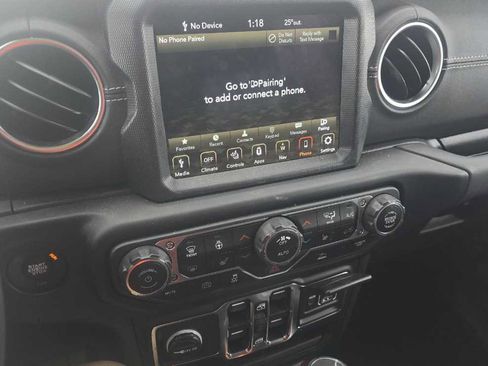 Used 2023 Jeep Wrangler Sahara w/ Cold Weather Group image 13