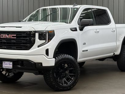 Used 2026 GMC Sierra 1500 Elevation