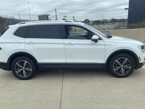 Used 2018 Volkswagen Tiguan SEL image 4