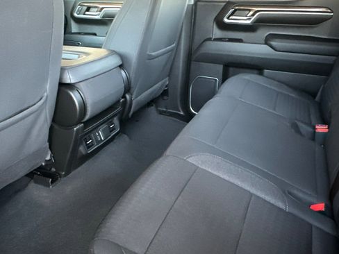 Used 2022 Chevrolet Silverado 1500 RST image 16