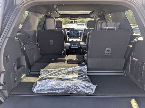 New 2025 Ford Expedition Platinum w/ Stealth Performance Package image 13