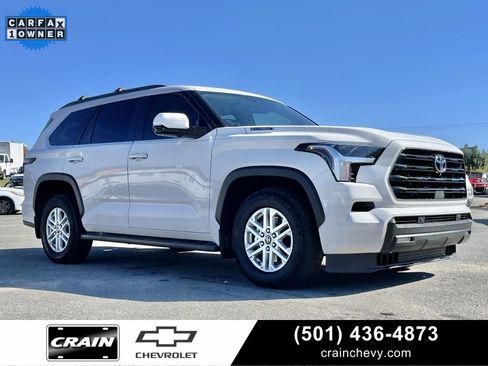 Used 2024 Toyota Sequoia SR5 image 1