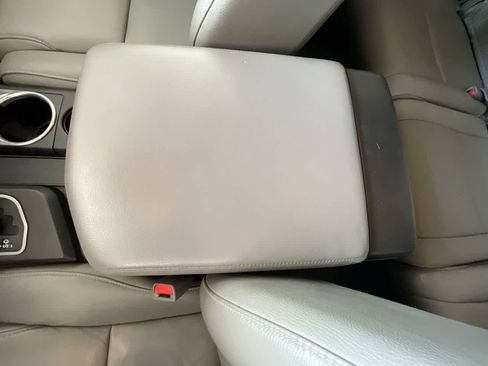 Used 2021 Toyota Sequoia Limited AWD/4WD image 21